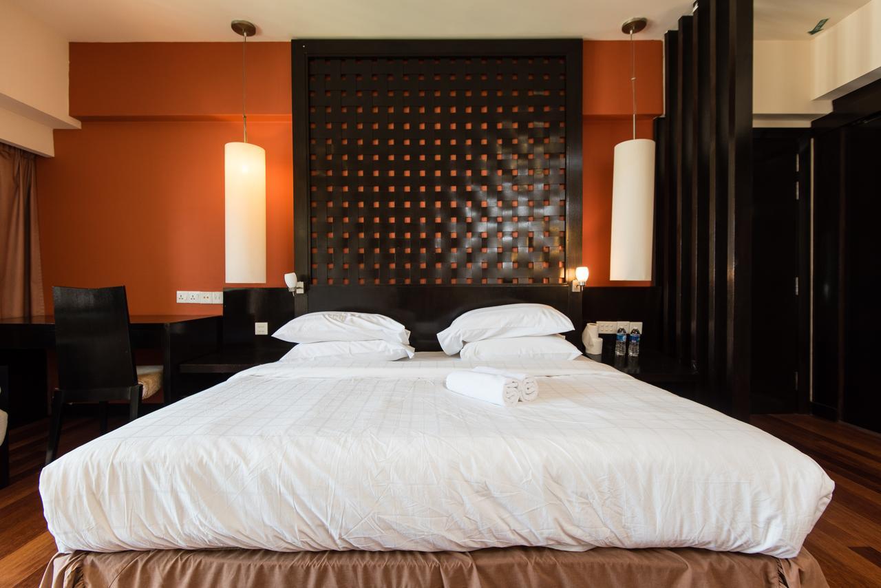 W Studio Resort Suites Петалинг-Джая Экстерьер фото
